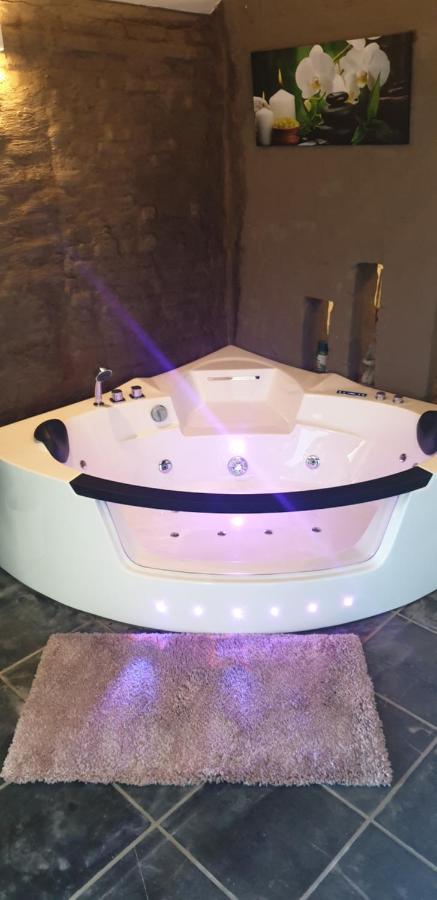 Authentic Wellnesshoeve Hansbeke Kültér fotó